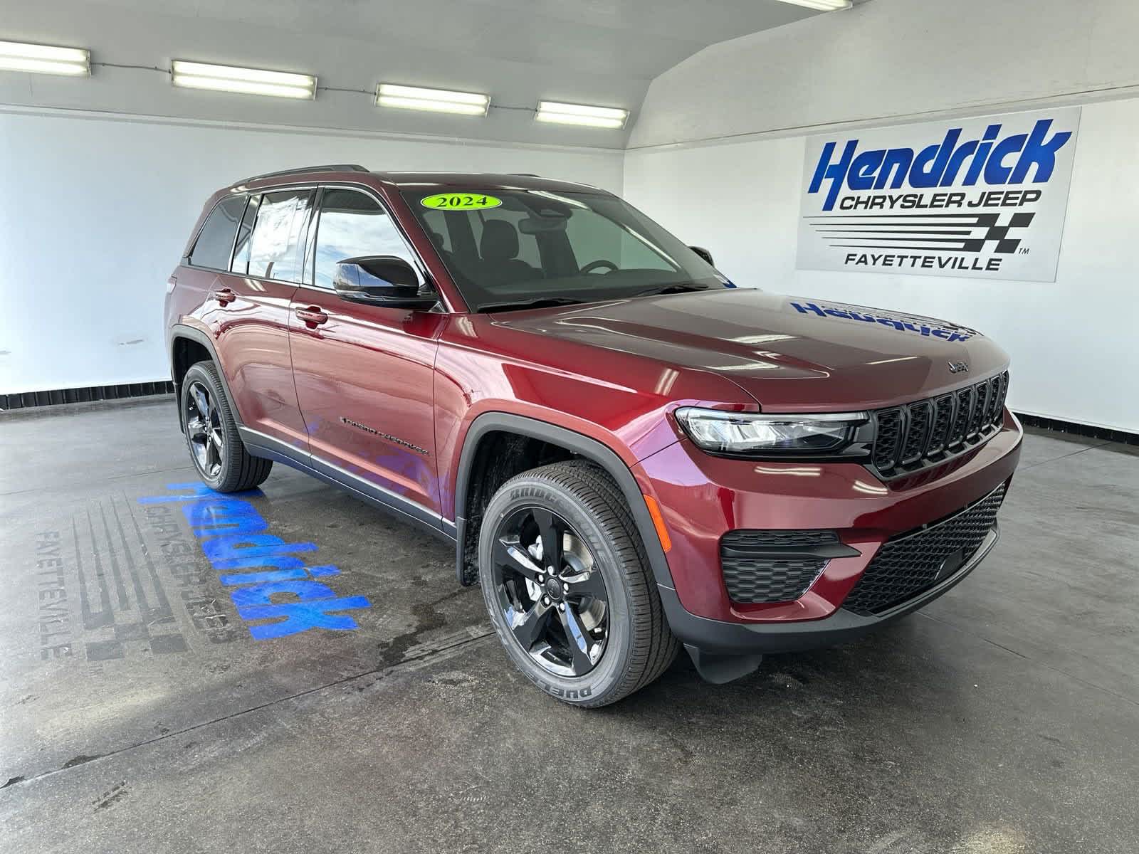 2024 Jeep Grand Cherokee Laredo 1