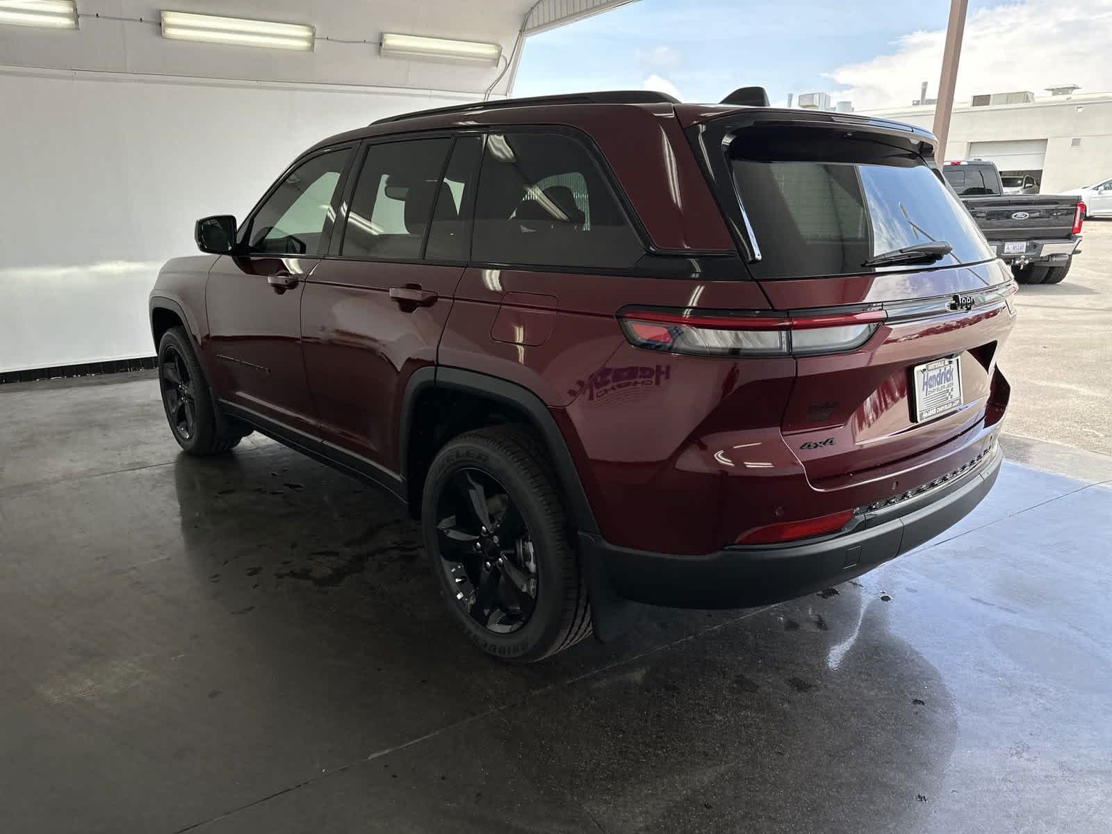 2024 Jeep Grand Cherokee Laredo 6