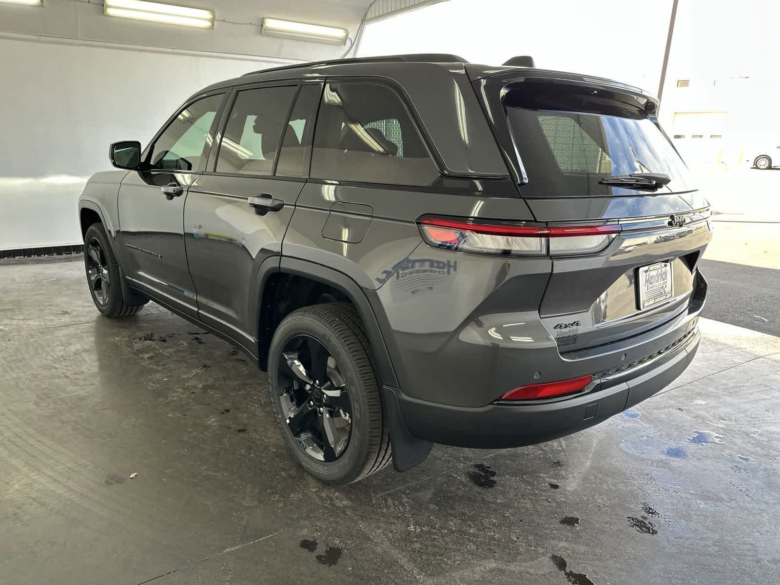 2025 Jeep Grand Cherokee Altitude X 6