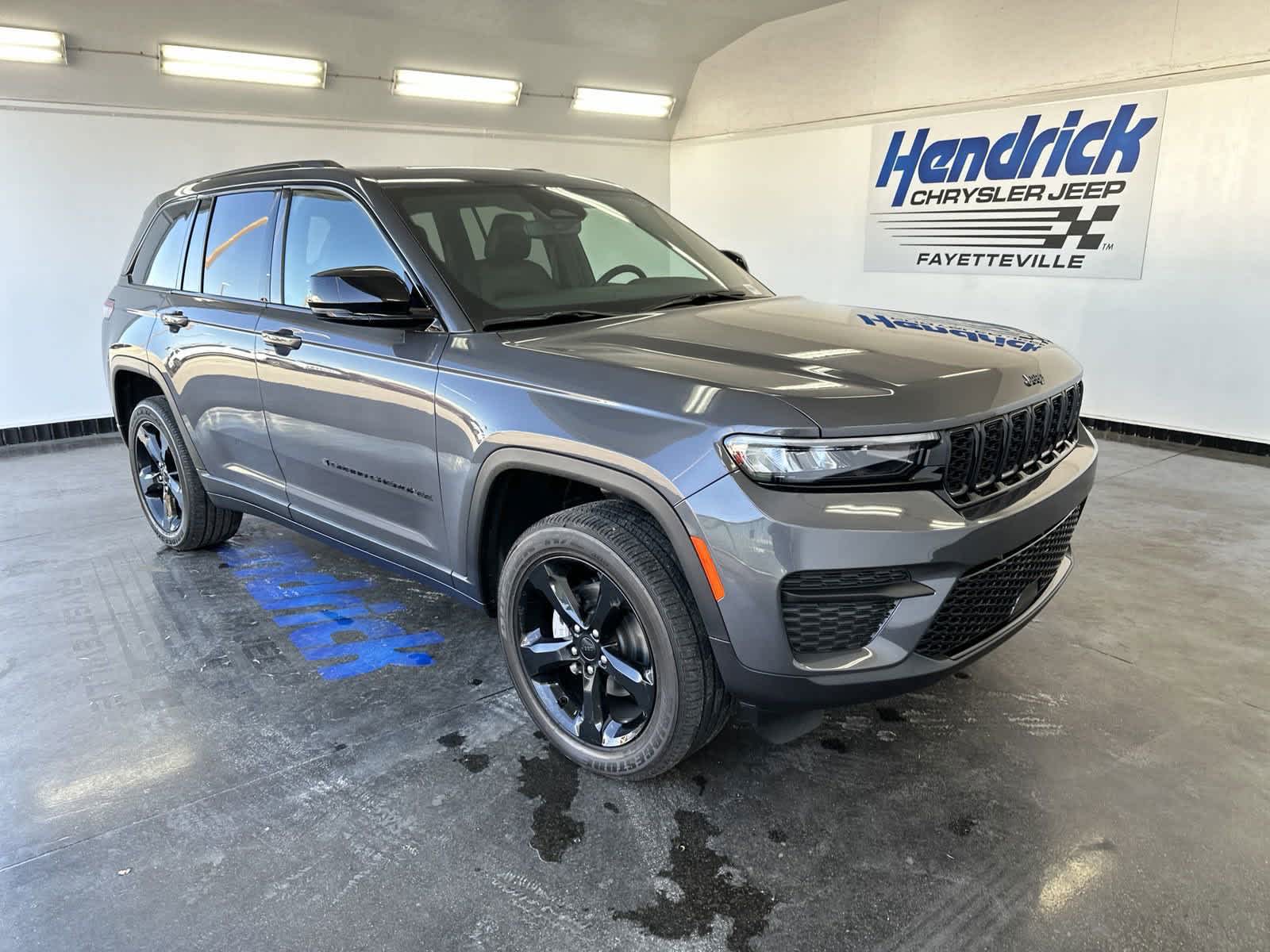 2024 Jeep Grand Cherokee Altitude X 2