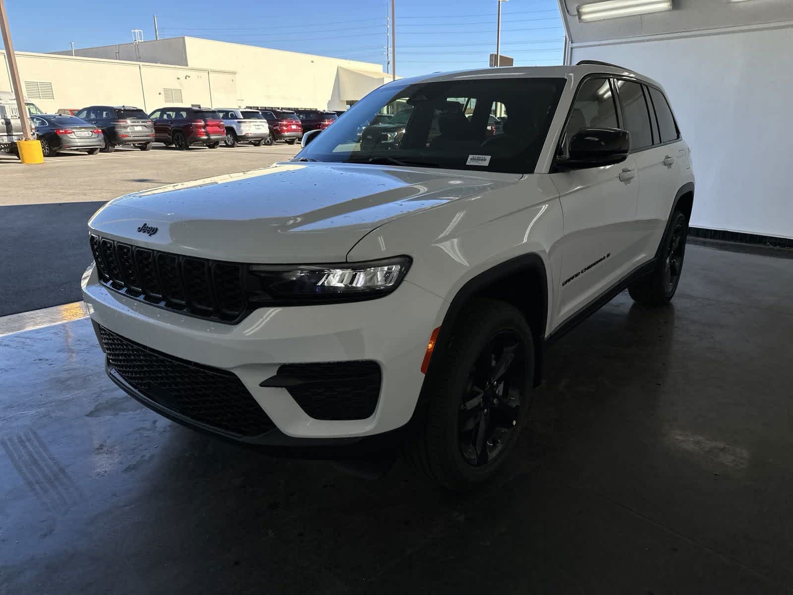 2025 Jeep Grand Cherokee Altitude X 4