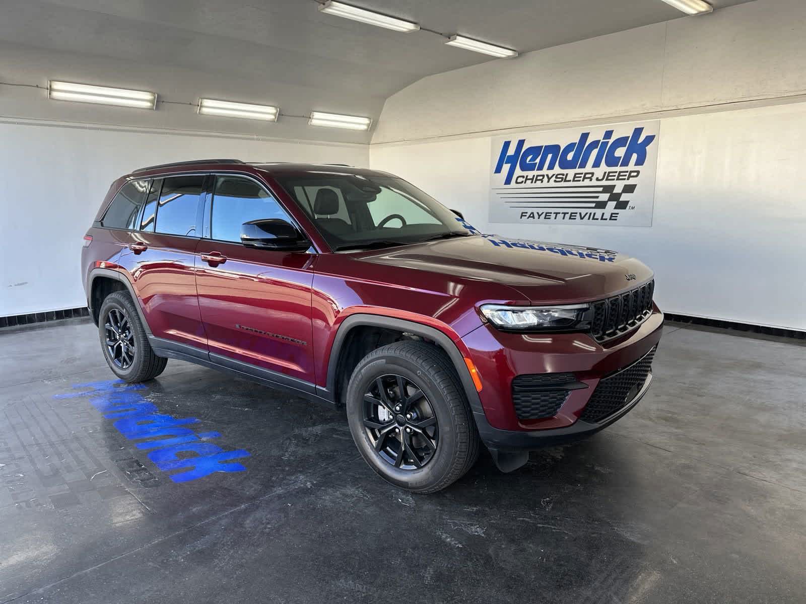 2023 Jeep Grand Cherokee Altitude 2