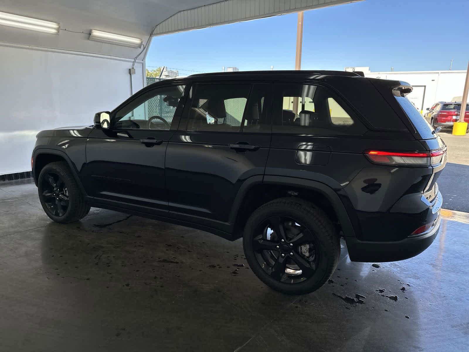 2023 Jeep Grand Cherokee Limited 6