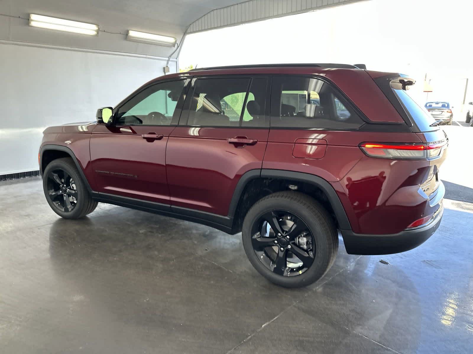 2024 Jeep Grand Cherokee Limited 5