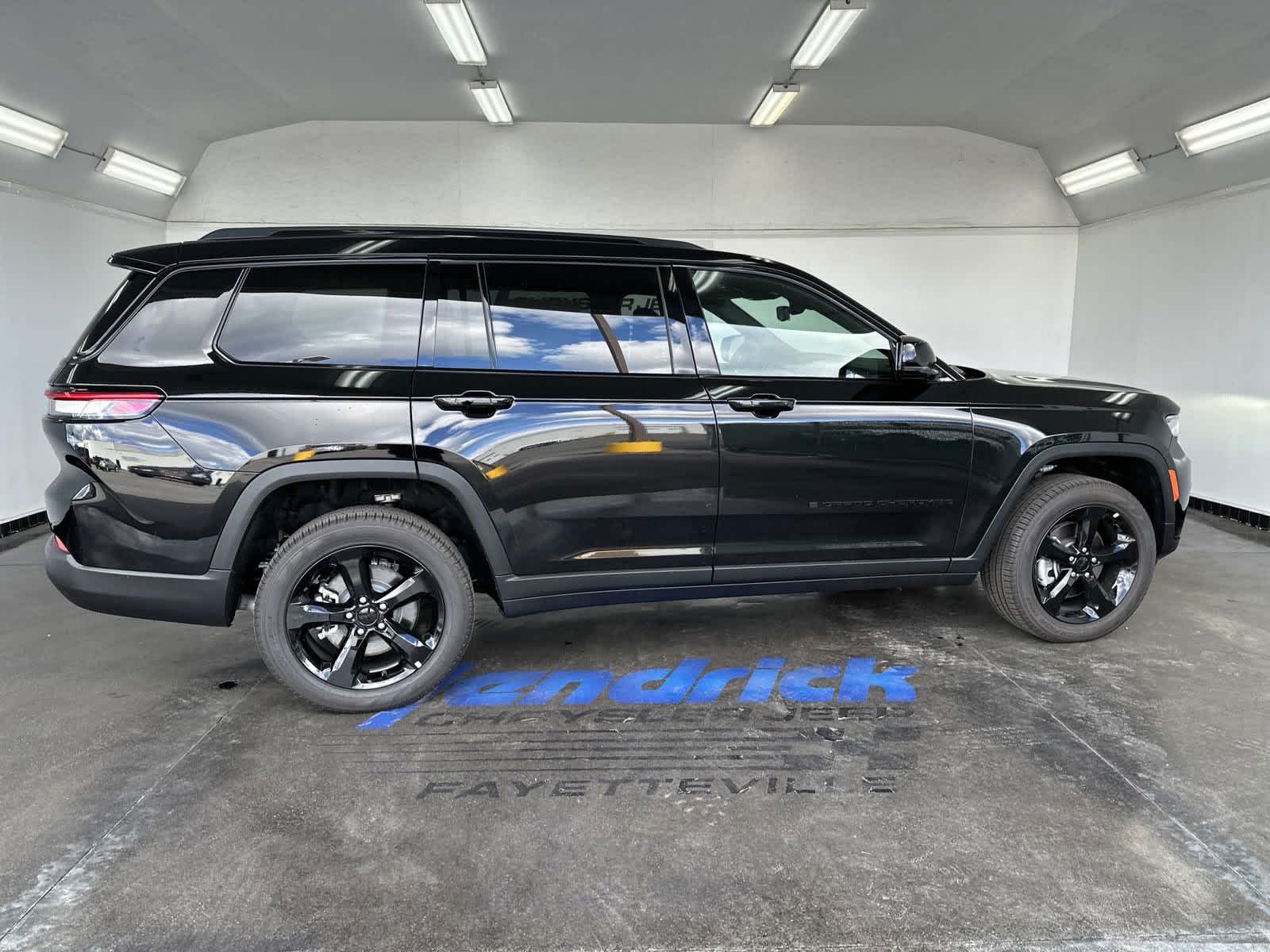 2024 Jeep Grand Cherokee L Limited 9