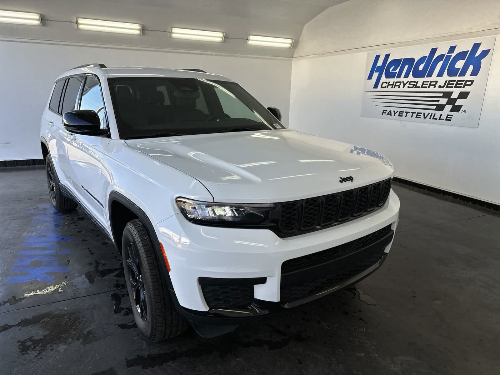 2023 Jeep Grand Cherokee L Altitude 3