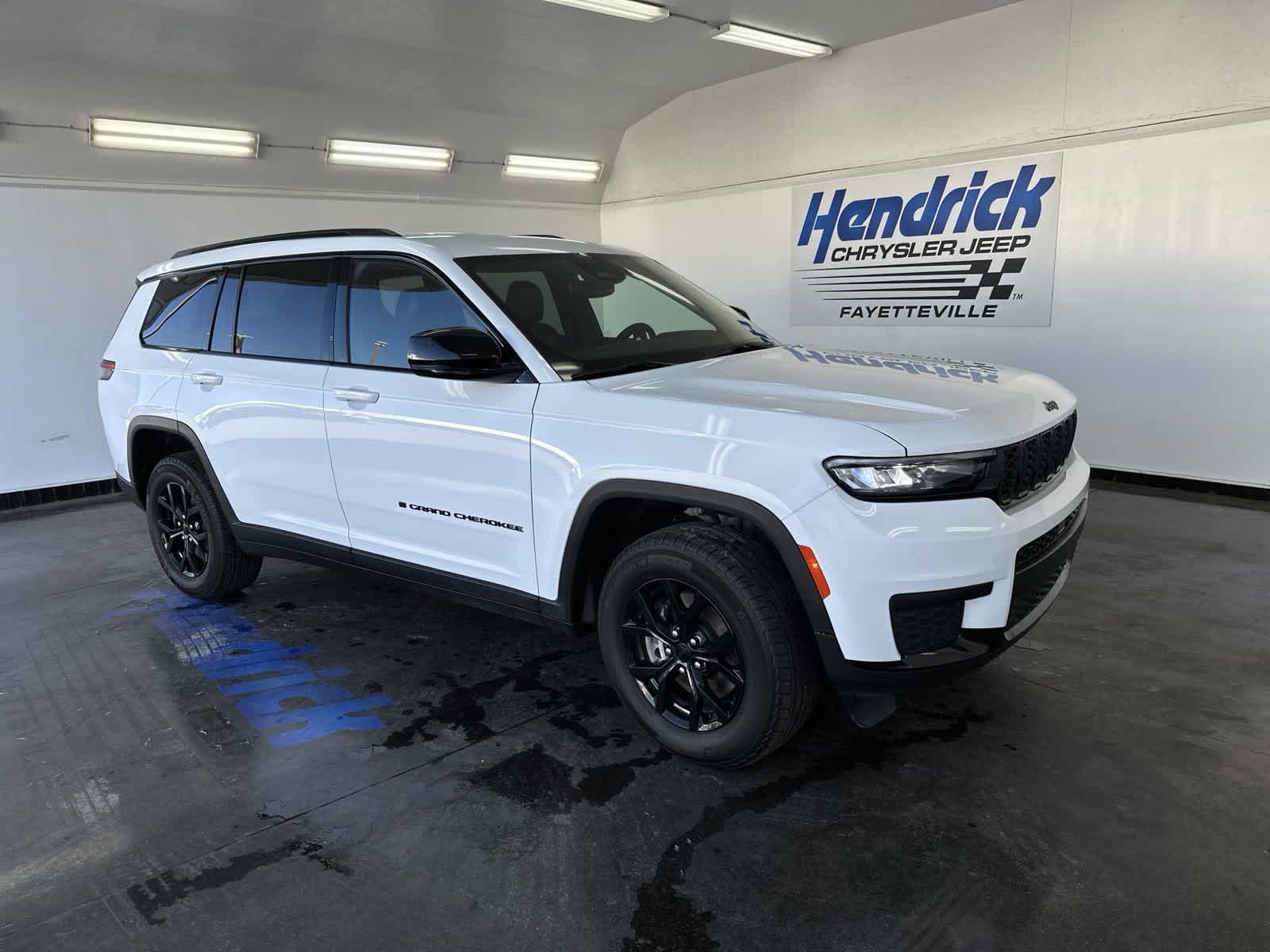 2023 Jeep Grand Cherokee L Altitude 2