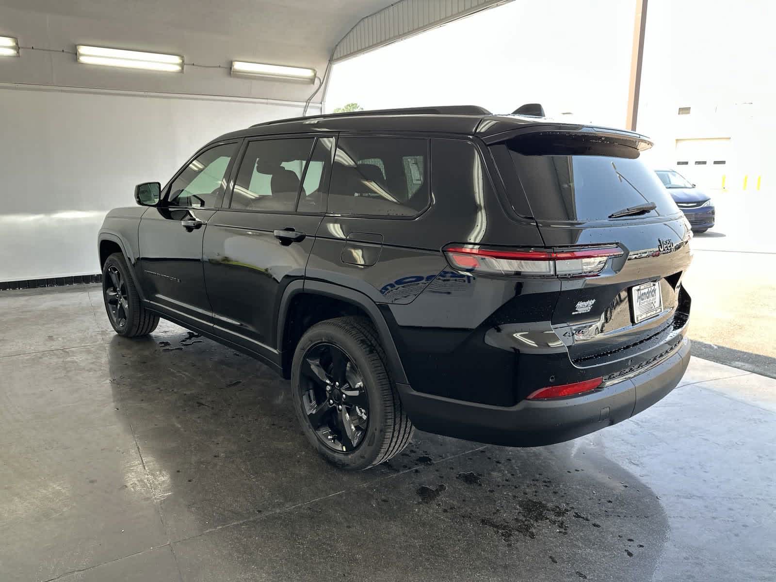 2024 Jeep Grand Cherokee L Laredo 6