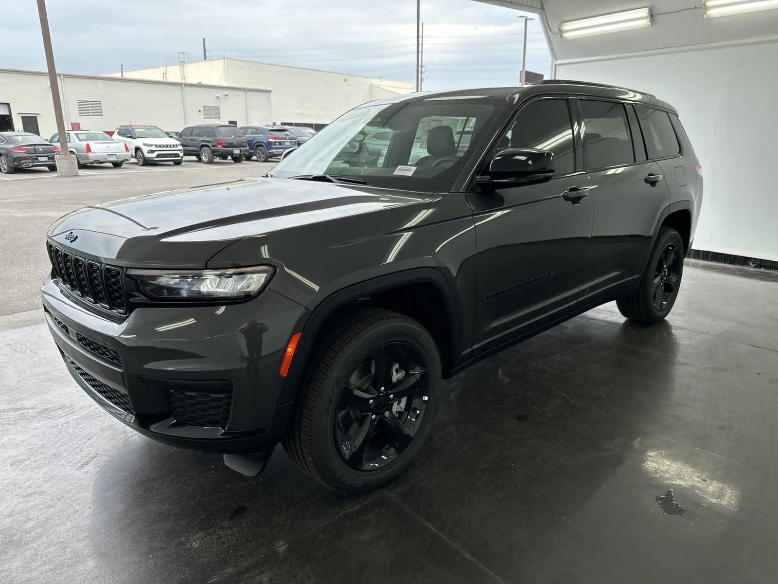 2024 Jeep Grand Cherokee L Laredo 4