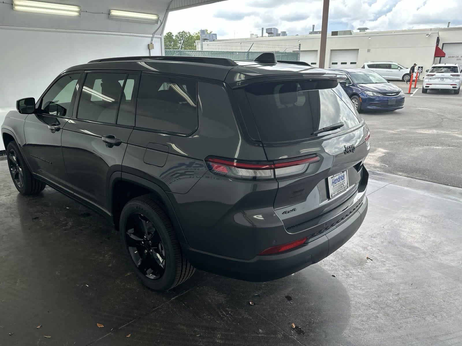 2024 Jeep Grand Cherokee L Laredo 6