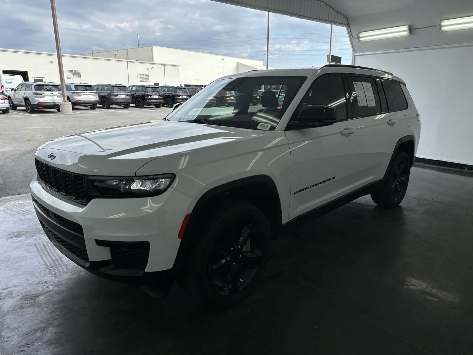 2023 Jeep Grand Cherokee L Altitude 4