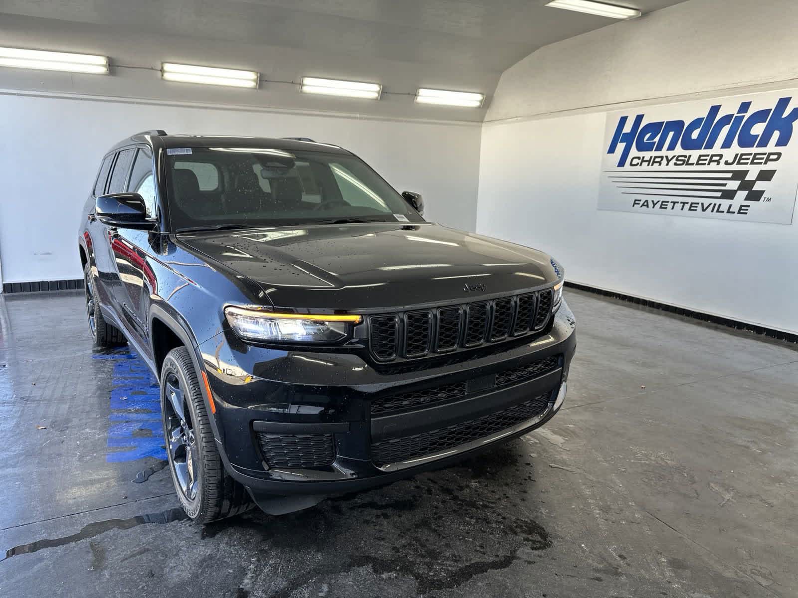 2024 Jeep Grand Cherokee L Altitude X 3