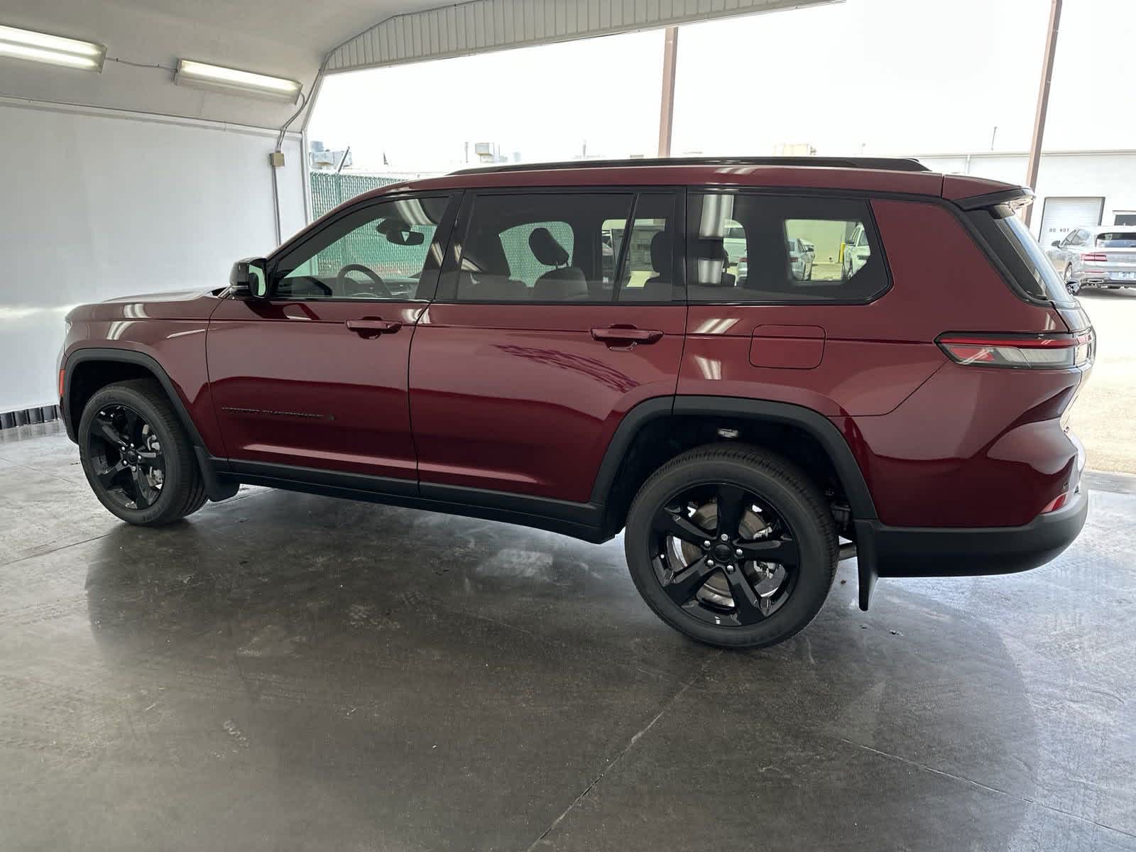 2024 Jeep Grand Cherokee L Altitude X 5