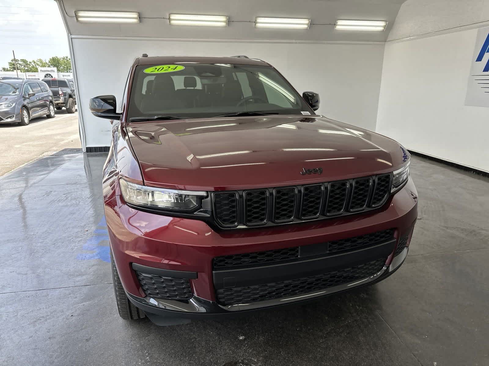 2024 Jeep Grand Cherokee L Altitude X 3