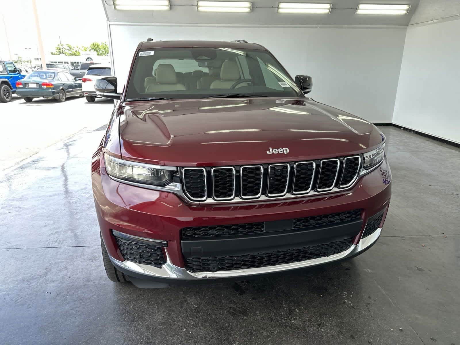 2024 Jeep Grand Cherokee L Limited 3