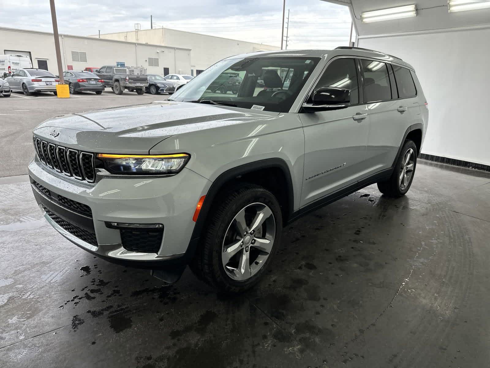 2021 Jeep Grand Cherokee L Limited 3