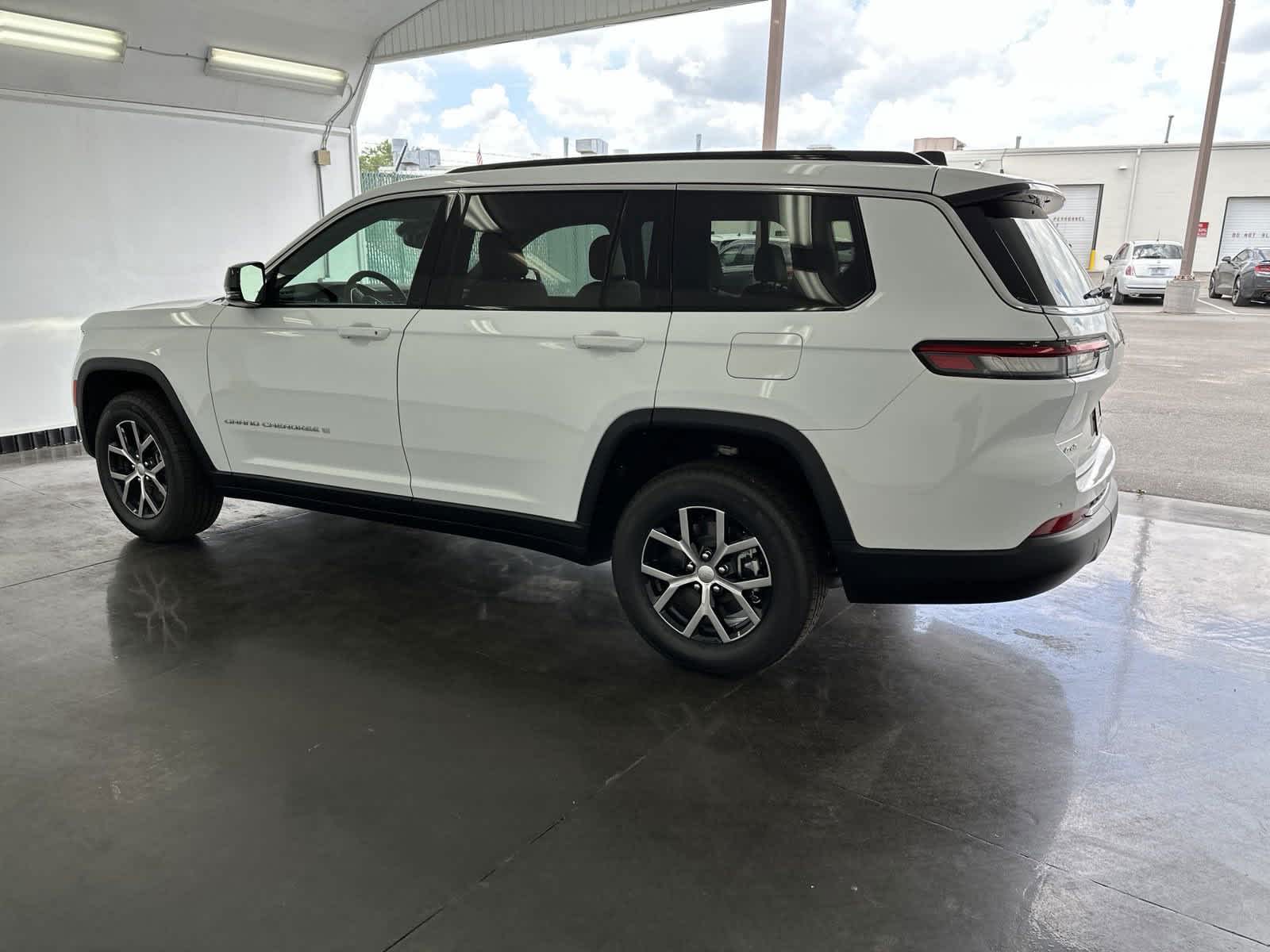 2024 Jeep Grand Cherokee L Limited 5