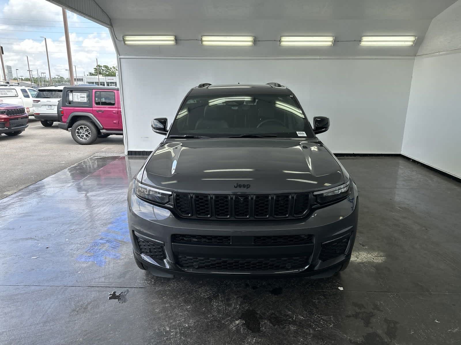 2024 Jeep Grand Cherokee L Limited 3