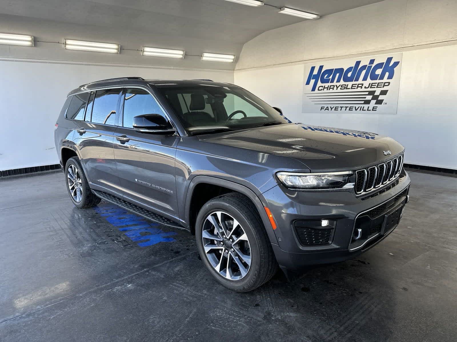 2021 Jeep Grand Cherokee L Overland 2