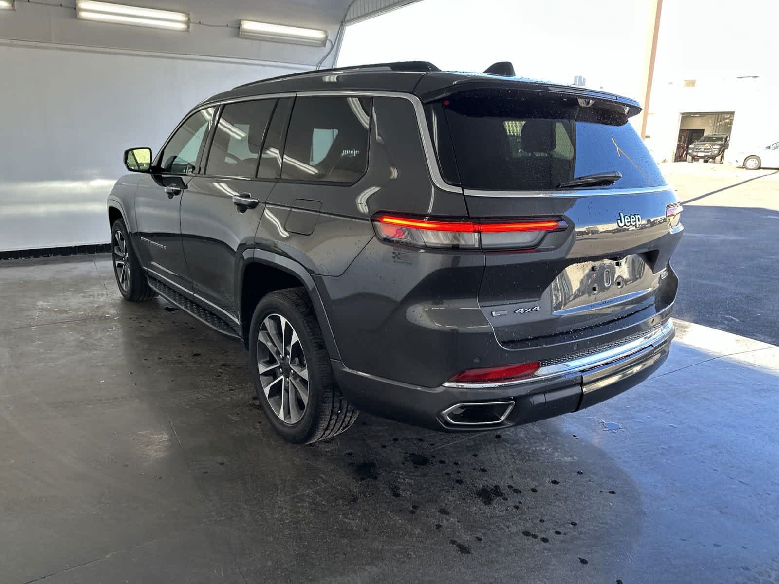 2021 Jeep Grand Cherokee L Overland 7