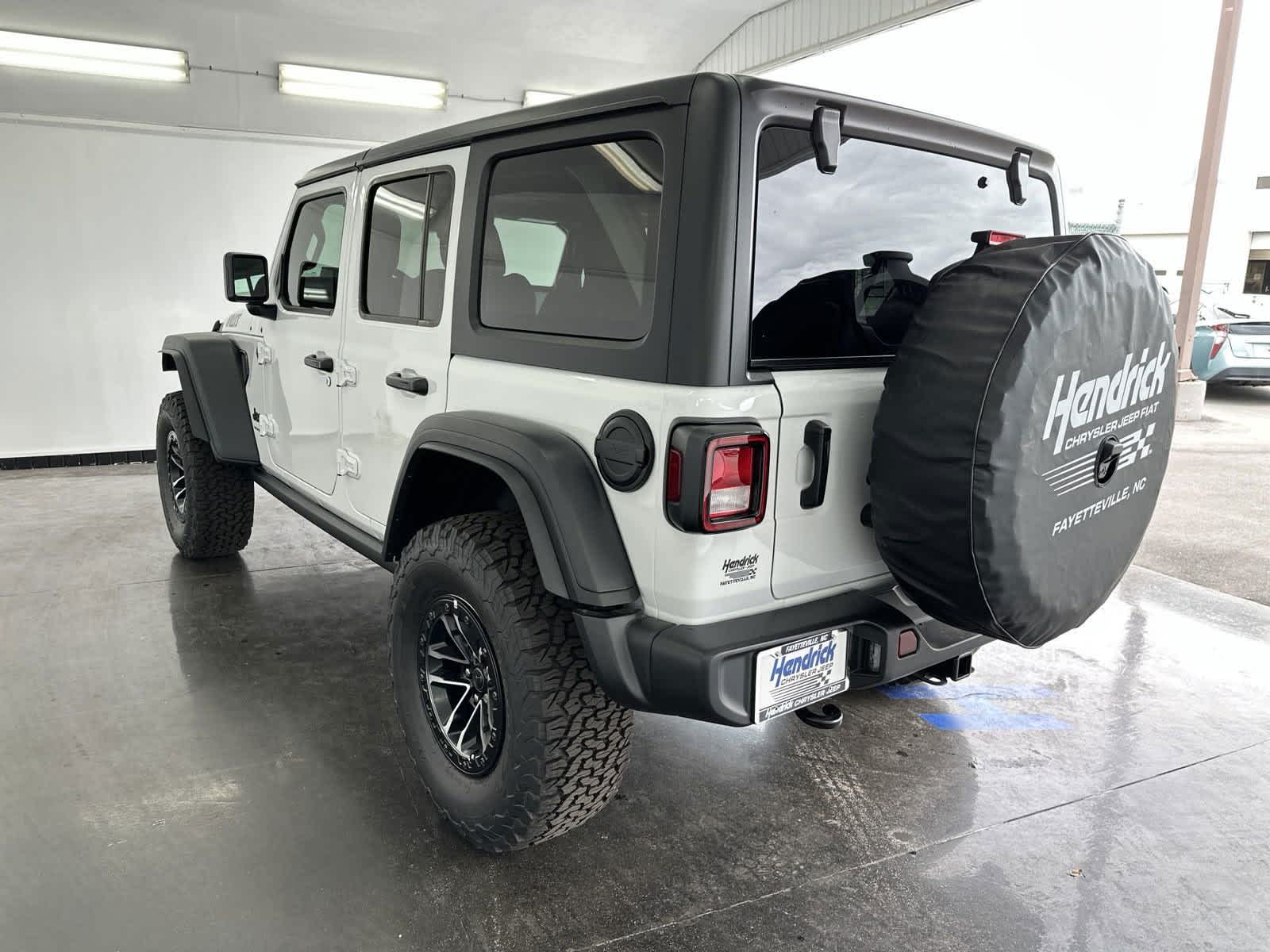 2024 Jeep Wrangler Willys 6