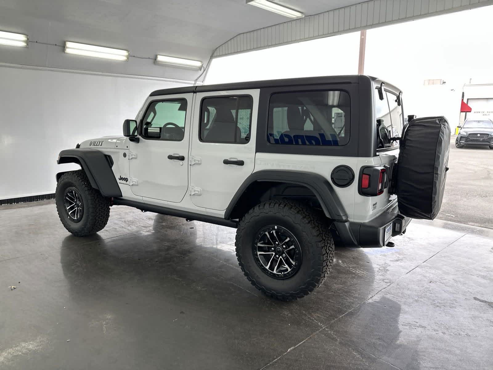 2024 Jeep Wrangler Willys 5