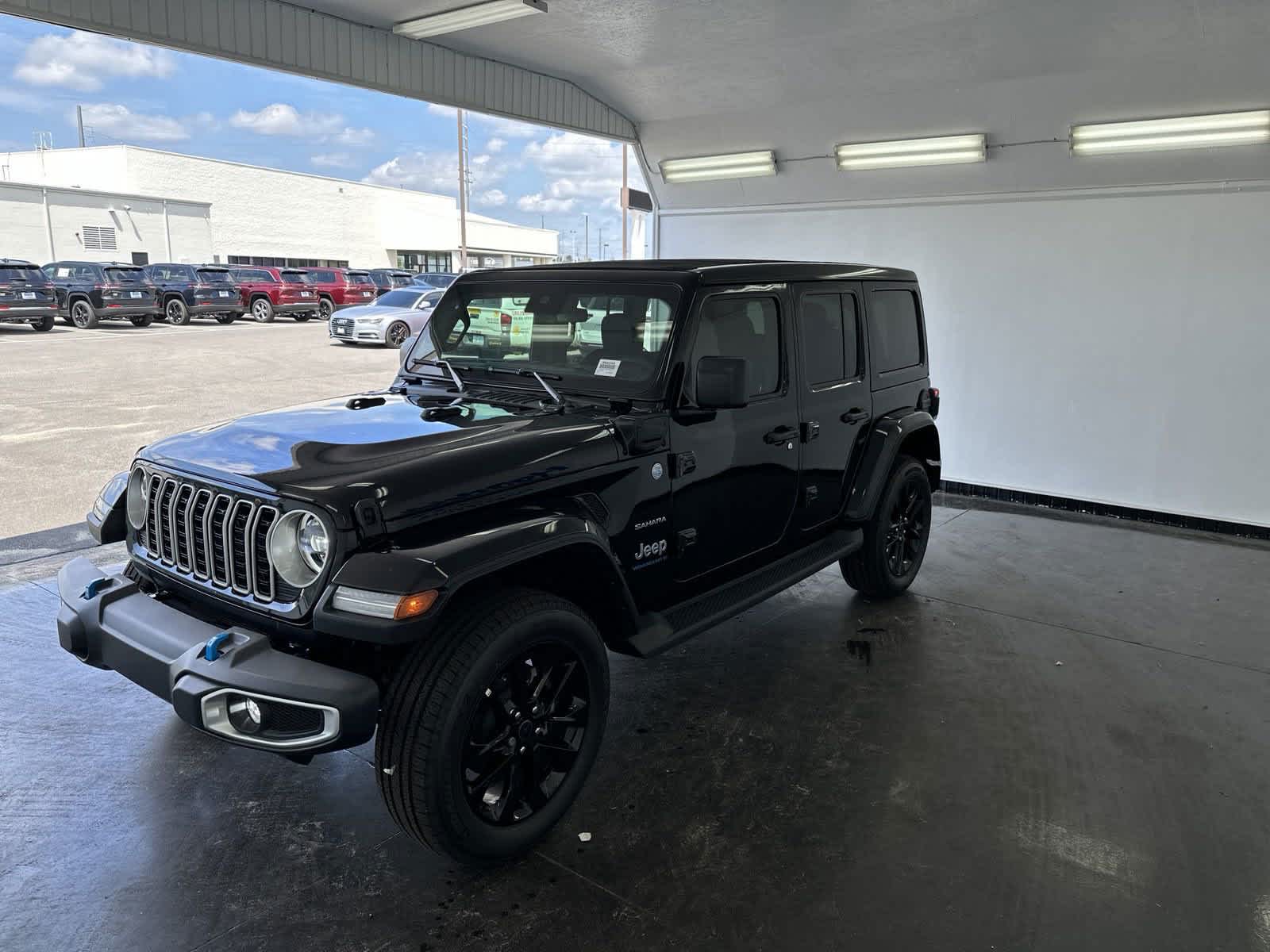 2024 Jeep Wrangler 4xe Sahara 4