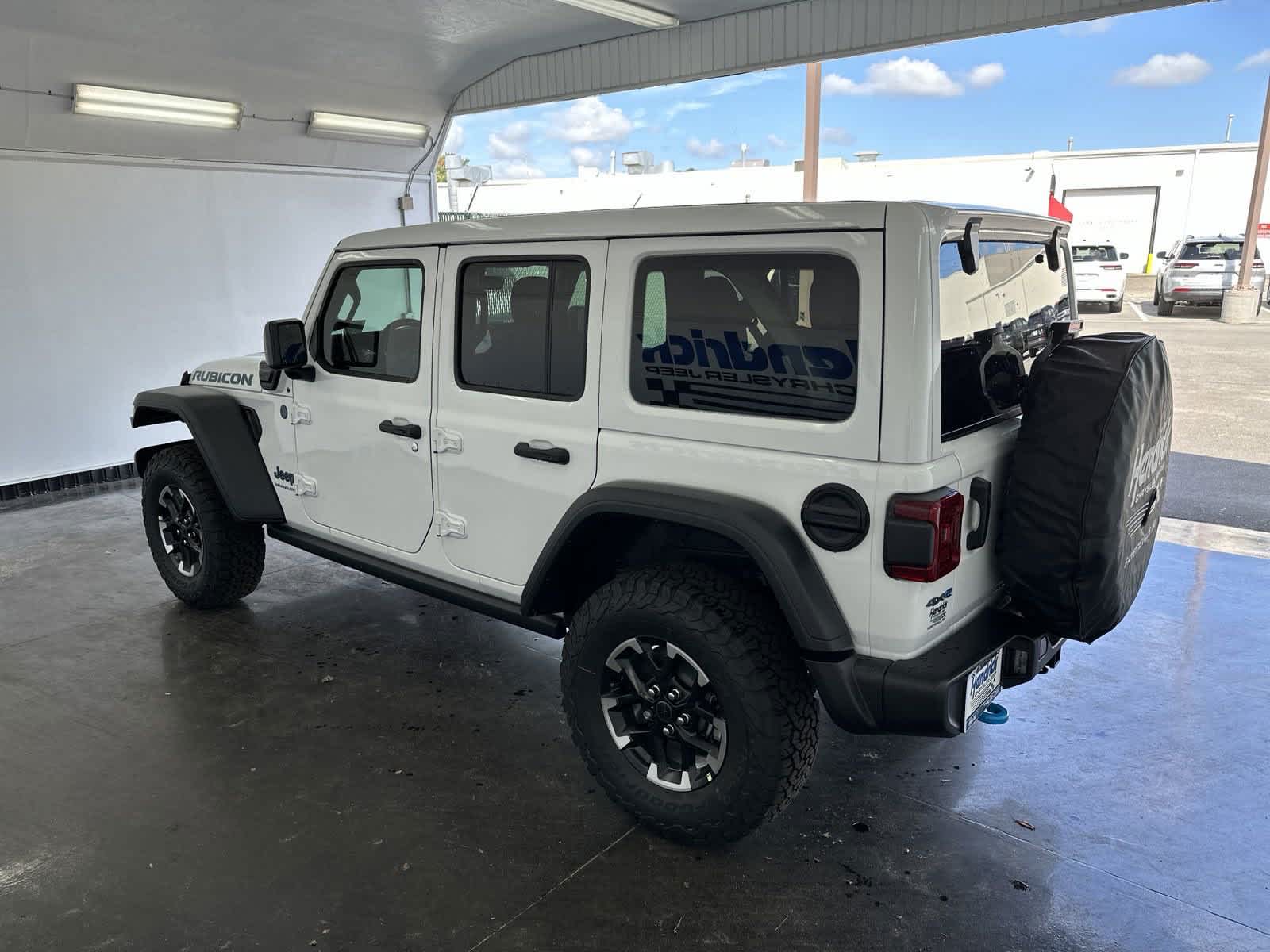 2024 Jeep Wrangler 4xe Rubicon 5