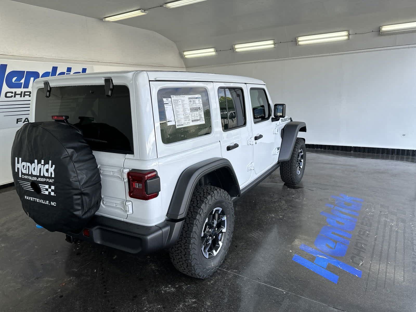 2024 Jeep Wrangler 4xe Rubicon 8