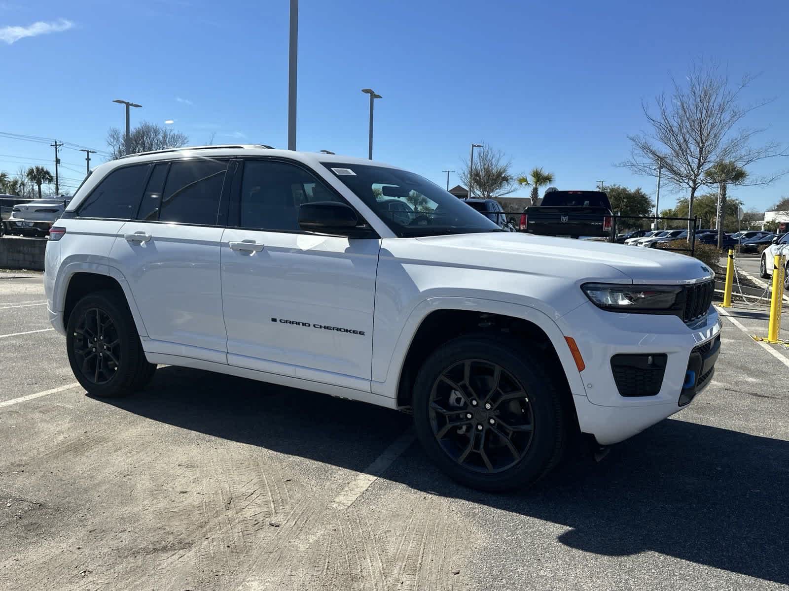 2024 Jeep Grand Cherokee 4xe Anniversary Edition 2