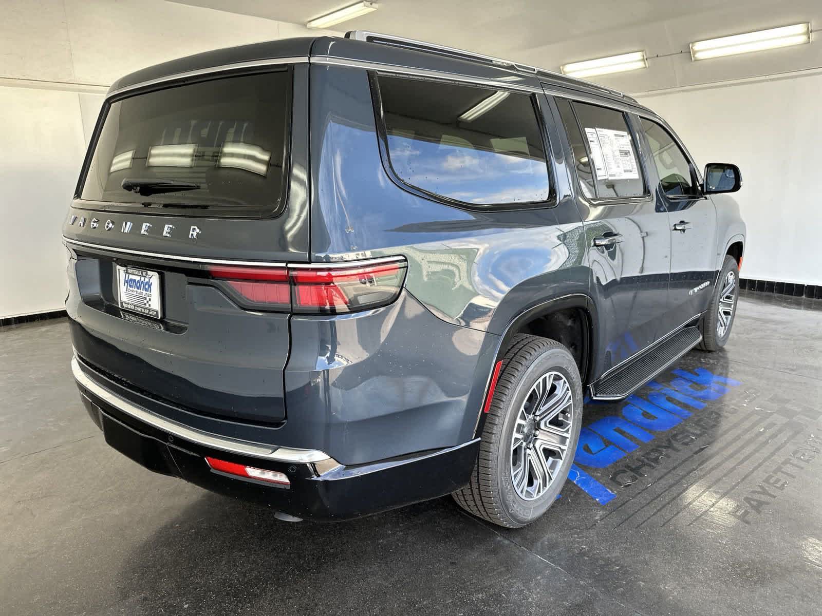 2024 Jeep Wagoneer  8