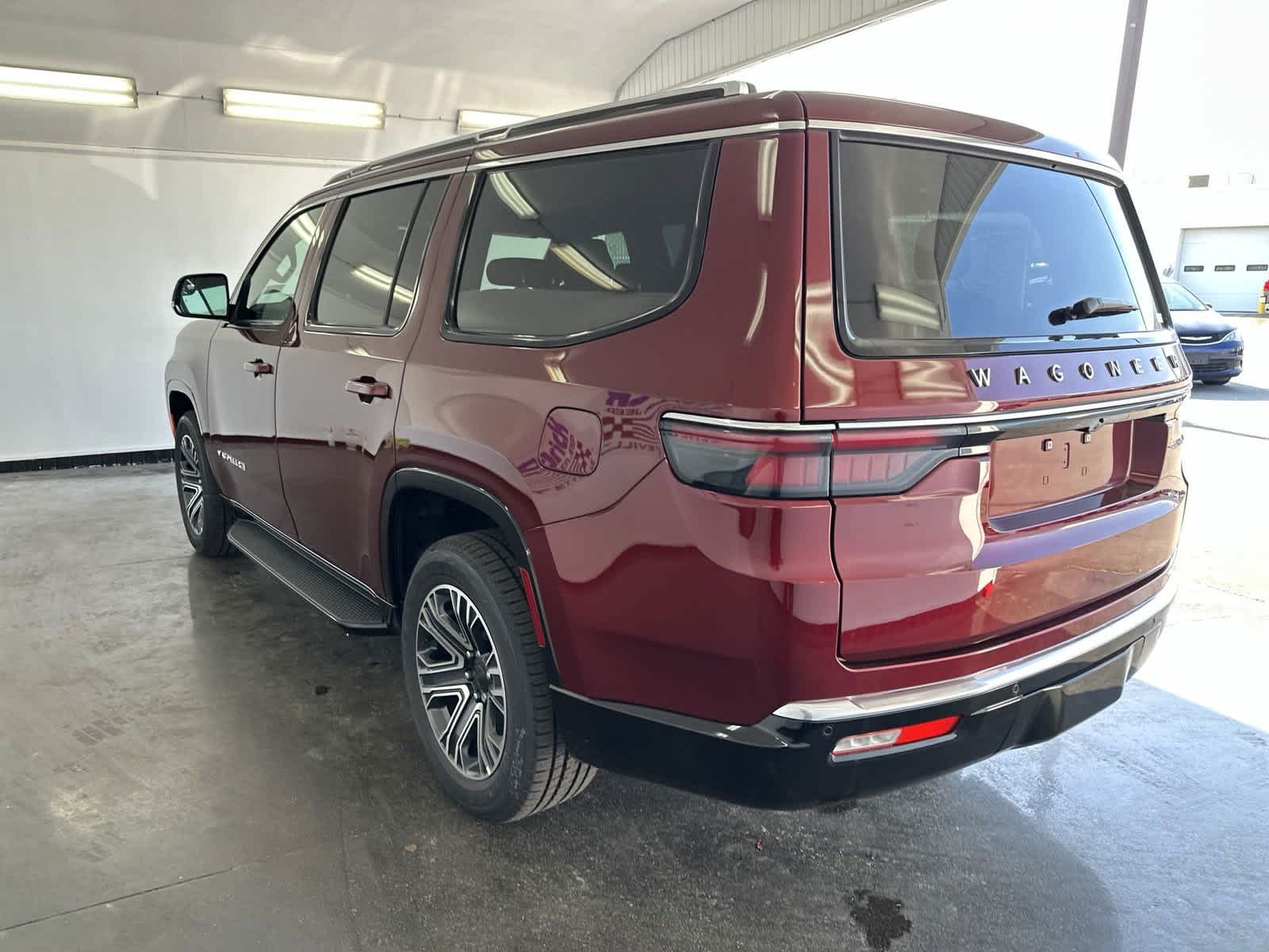 2024 Jeep Wagoneer  6