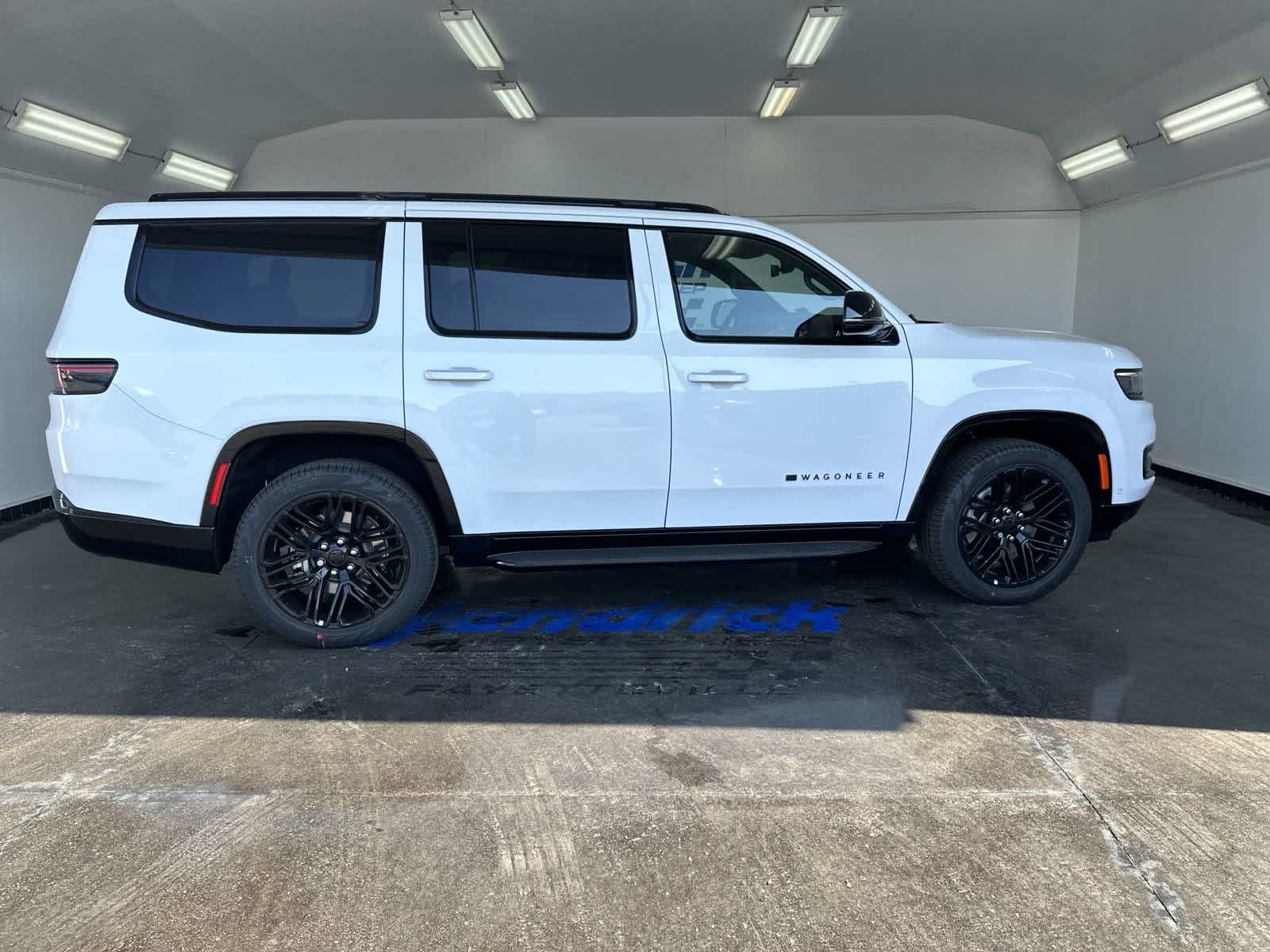 2024 Jeep Wagoneer Series II Carbide 9