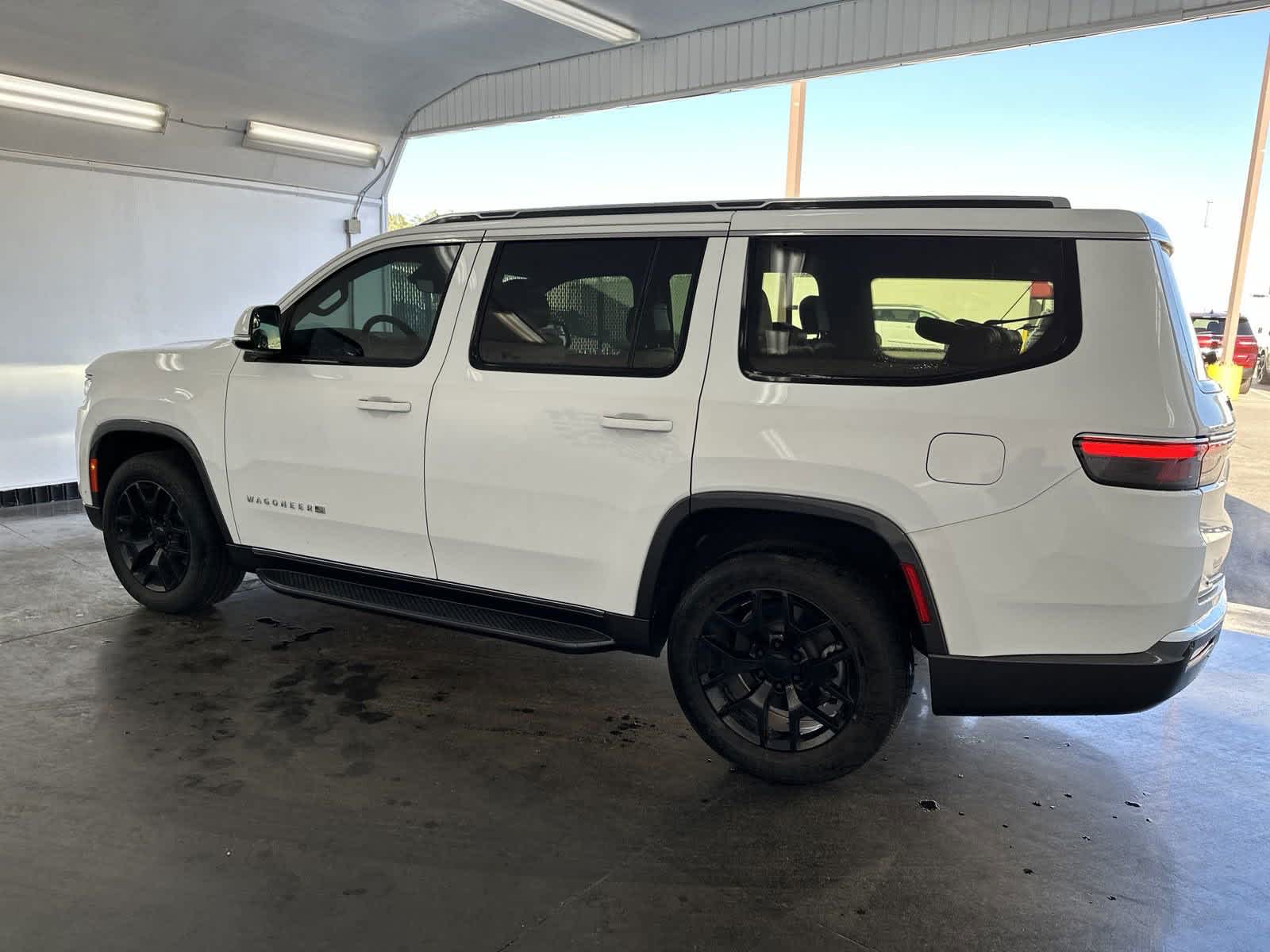 2022 Jeep Wagoneer Series II 5