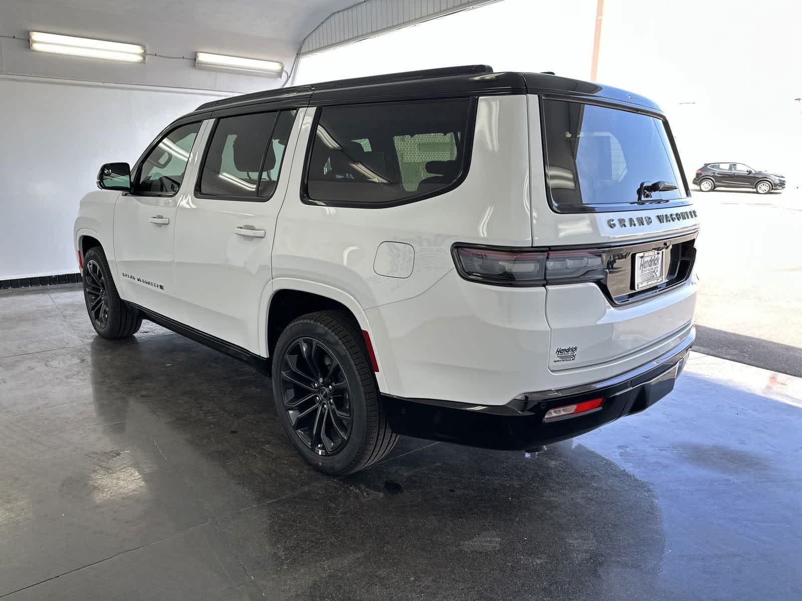 2024 Jeep Grand Wagoneer Series II Obsidian 6