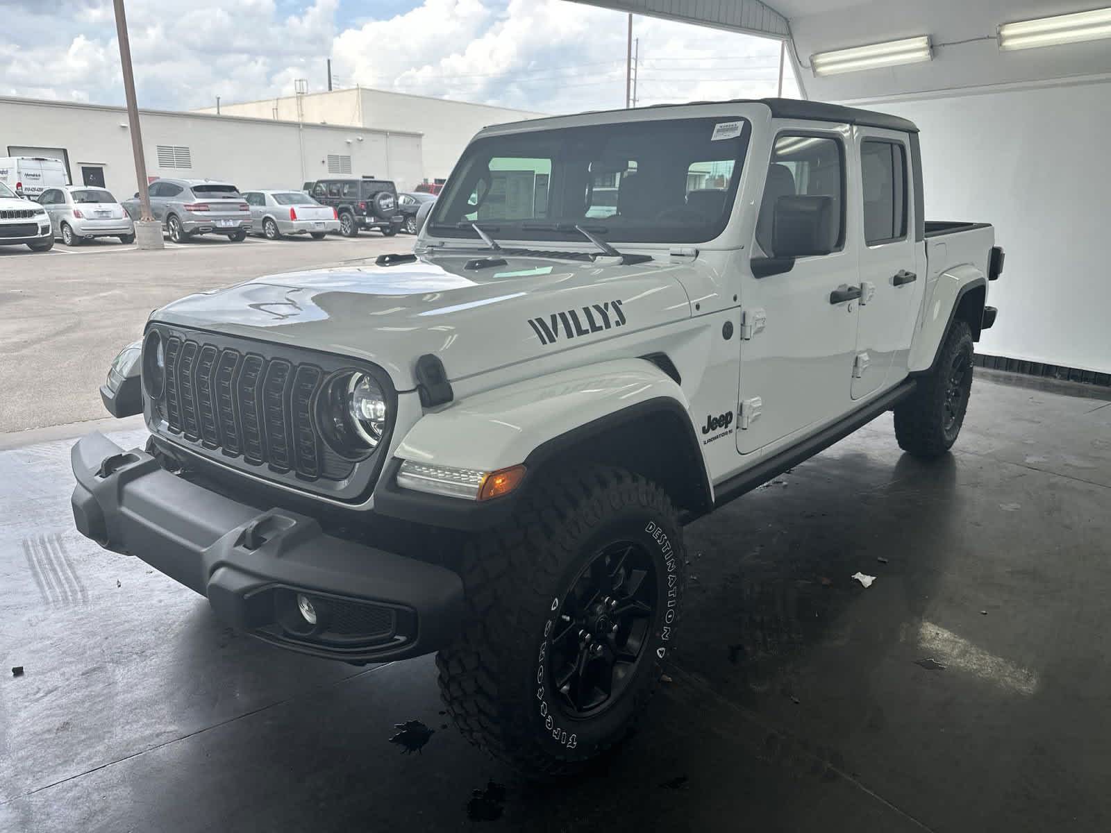 2024 Jeep Gladiator Willys 4x4 4