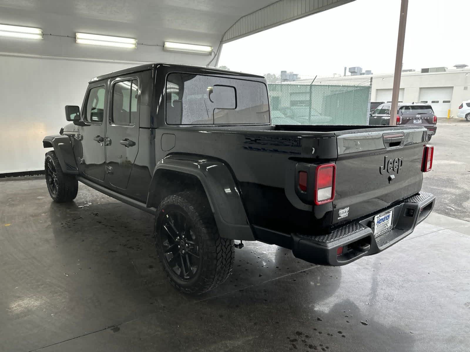 2024 Jeep Gladiator Sport 4x4 12