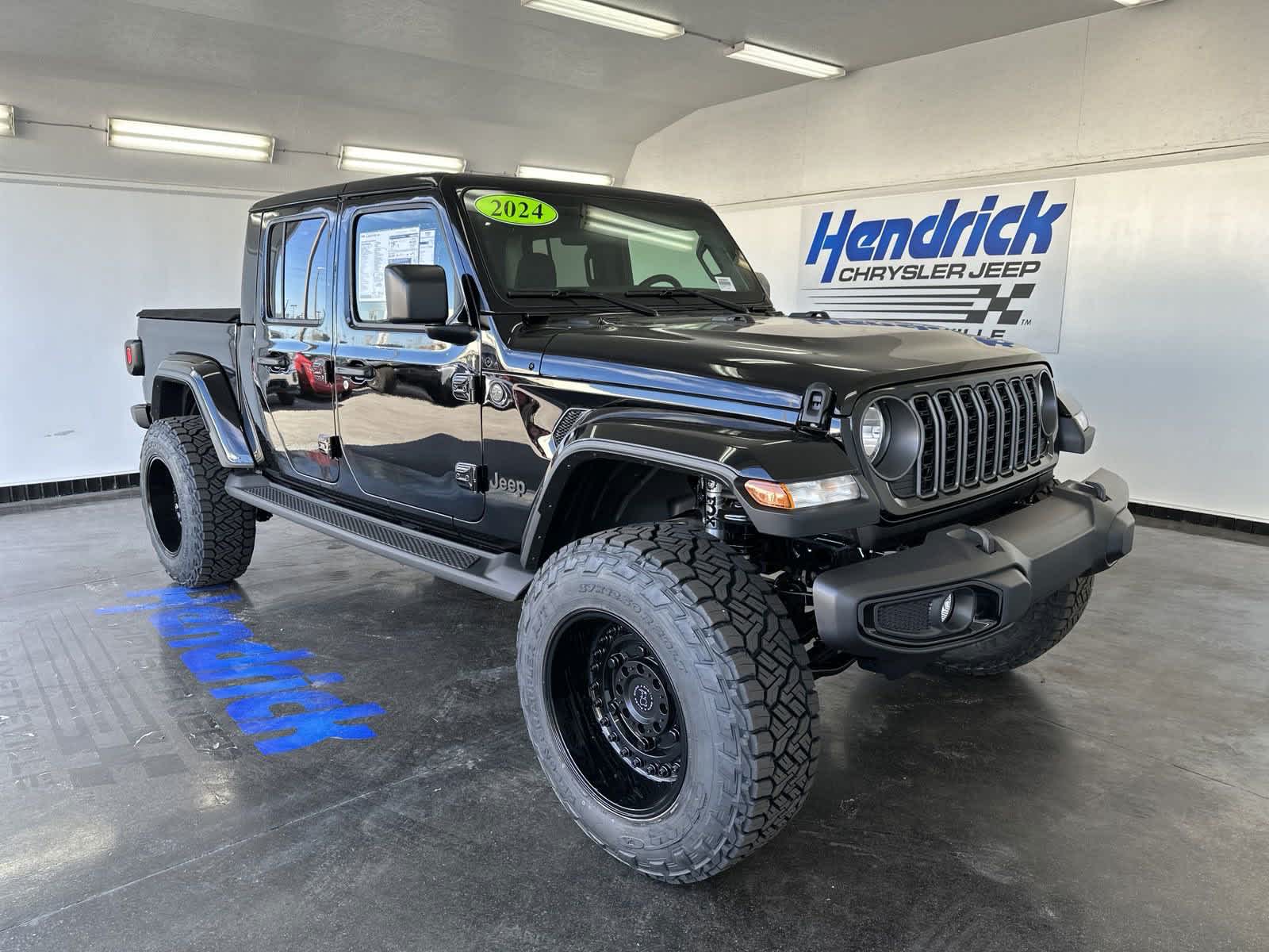 2024 Jeep Gladiator Sport 4x4 3