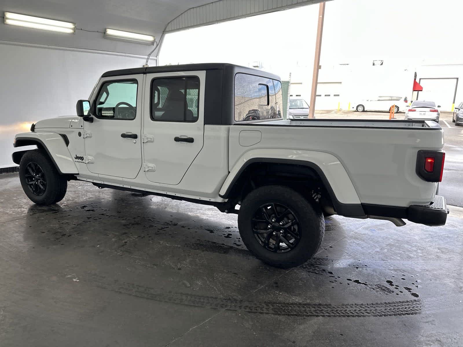 2023 Jeep Gladiator Sport S 4x4 6