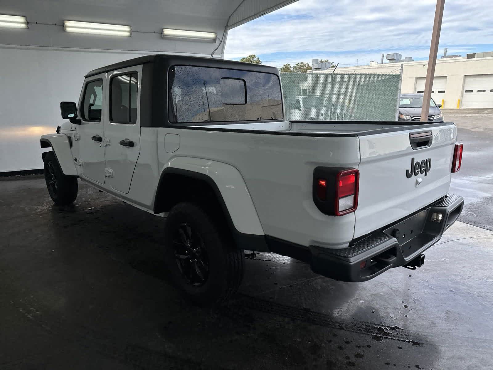 2023 Jeep Gladiator Sport S 4x4 7