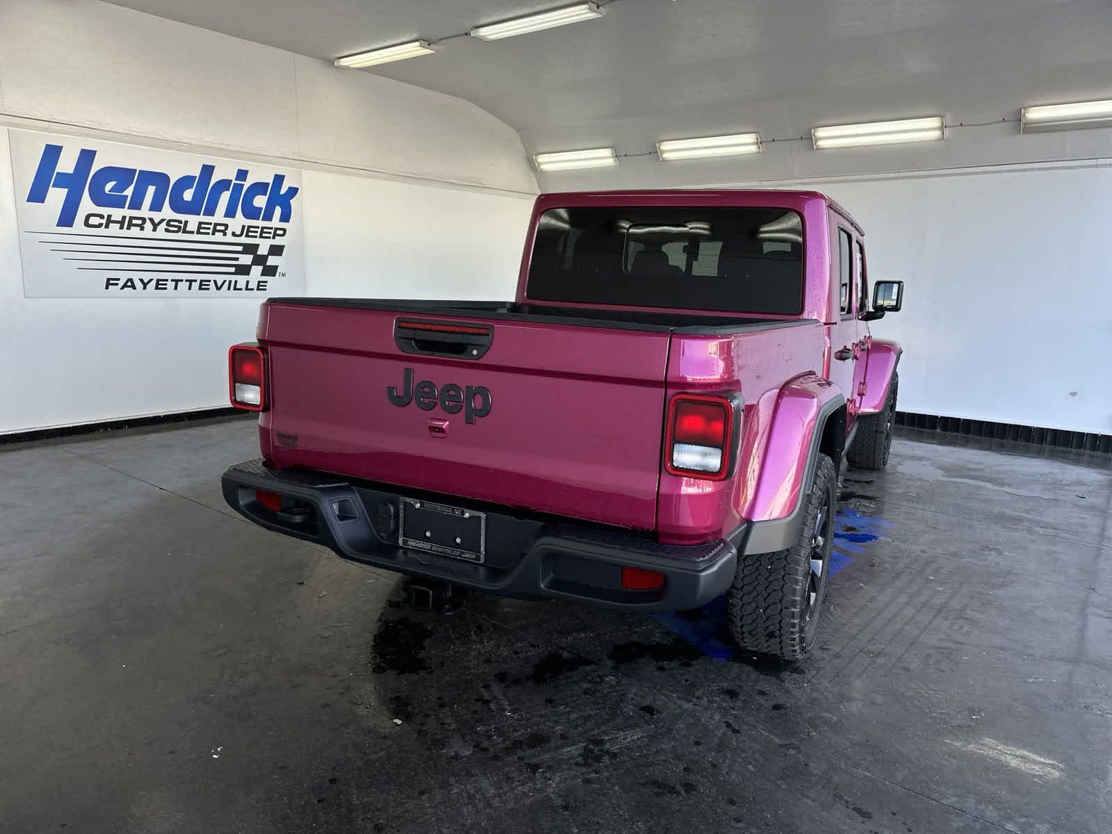 2024 Jeep Gladiator Sport 4x4 7