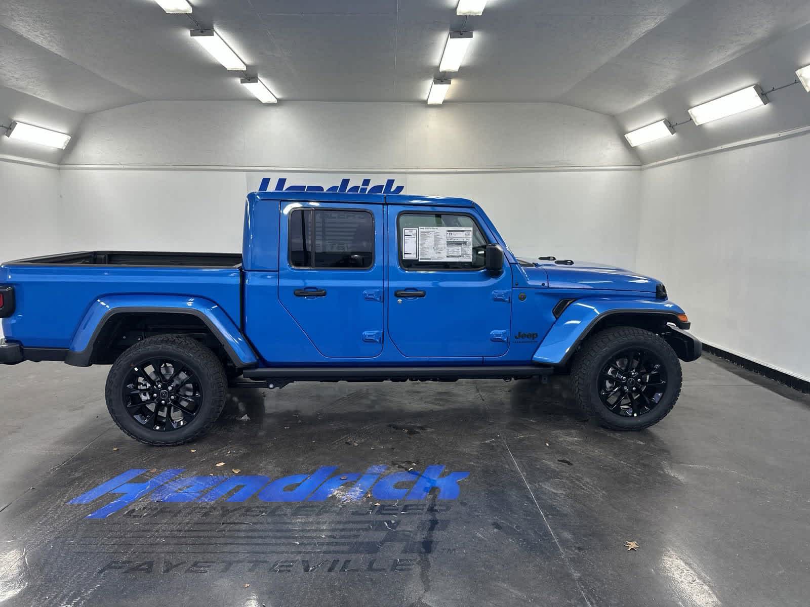 2024 Jeep Gladiator Sport 4x4 9