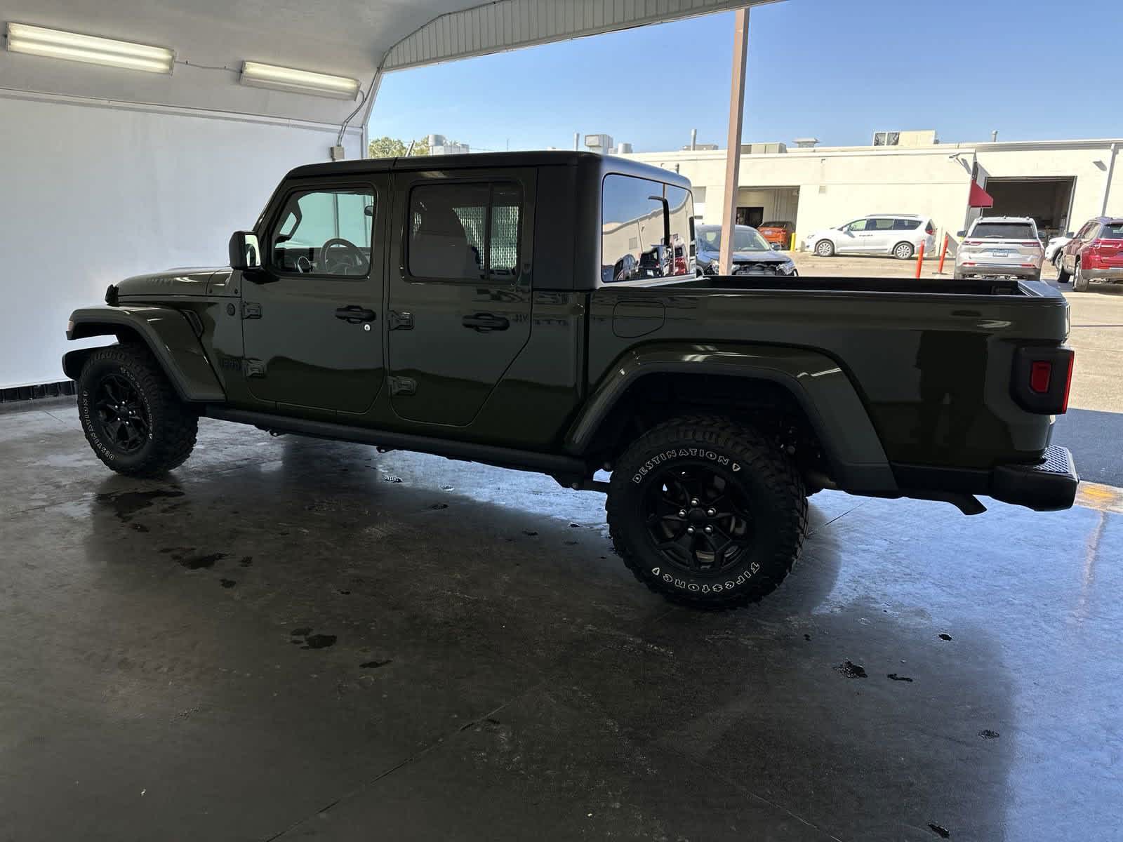 2021 Jeep Gladiator Willys 4x4 6