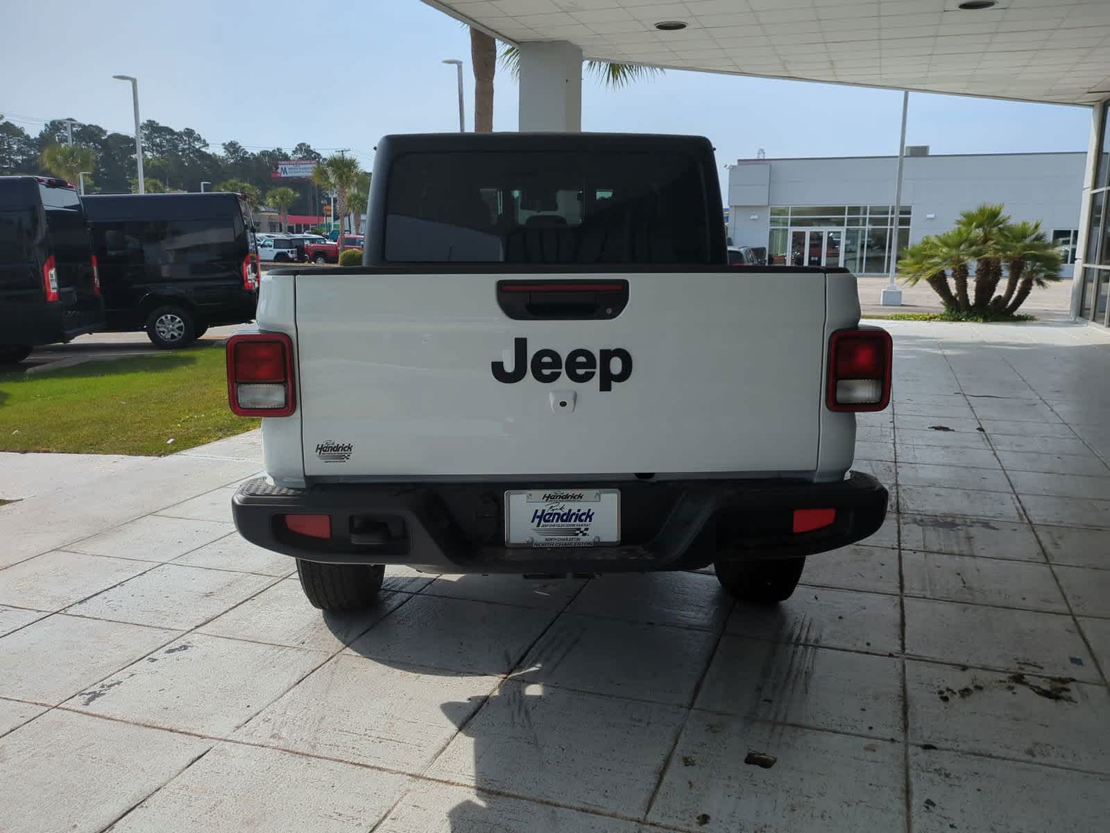 2024 Jeep Gladiator Sport S 4x4 8