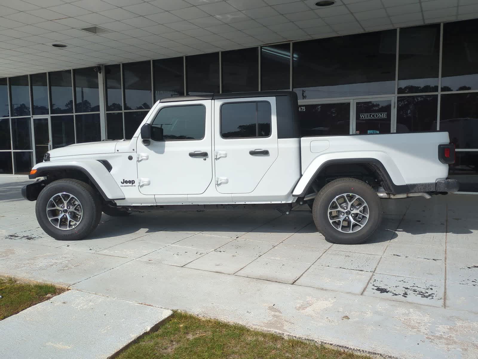 2024 Jeep Gladiator Sport S 4x4 6