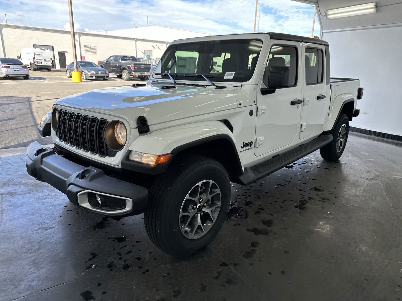 2024 Jeep Gladiator Sport S 4x4 31