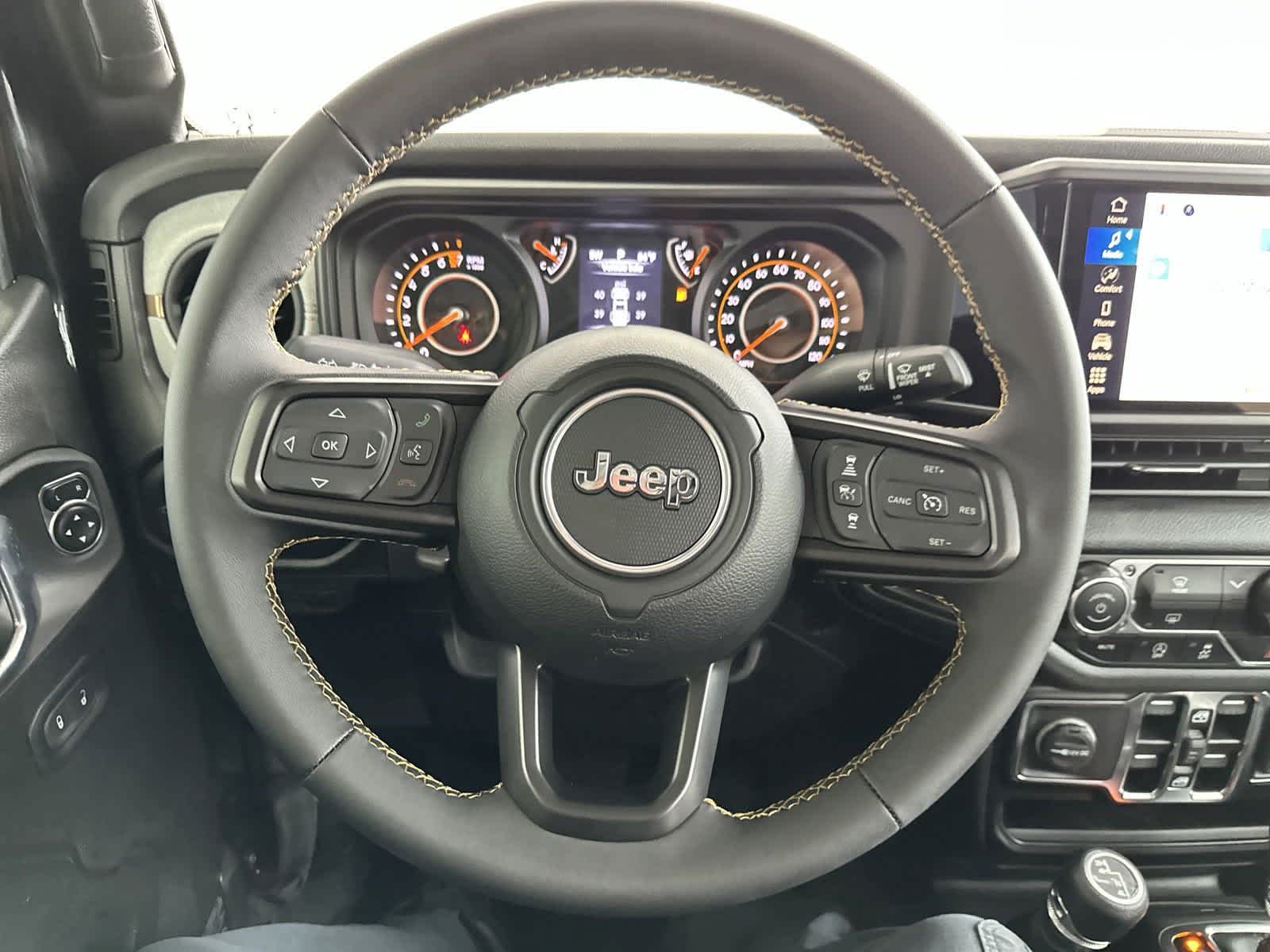 2024 Jeep Gladiator Sport 4x4 17