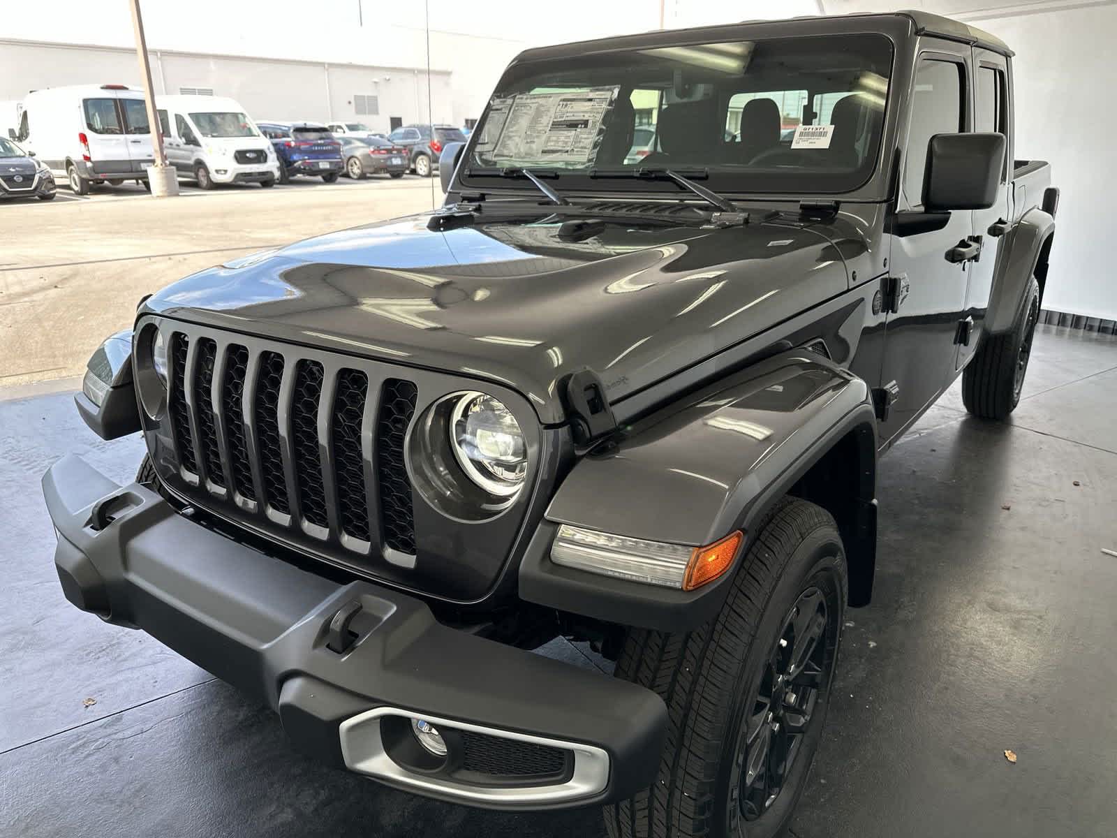 2023 Jeep Gladiator Sport S 4x4 4