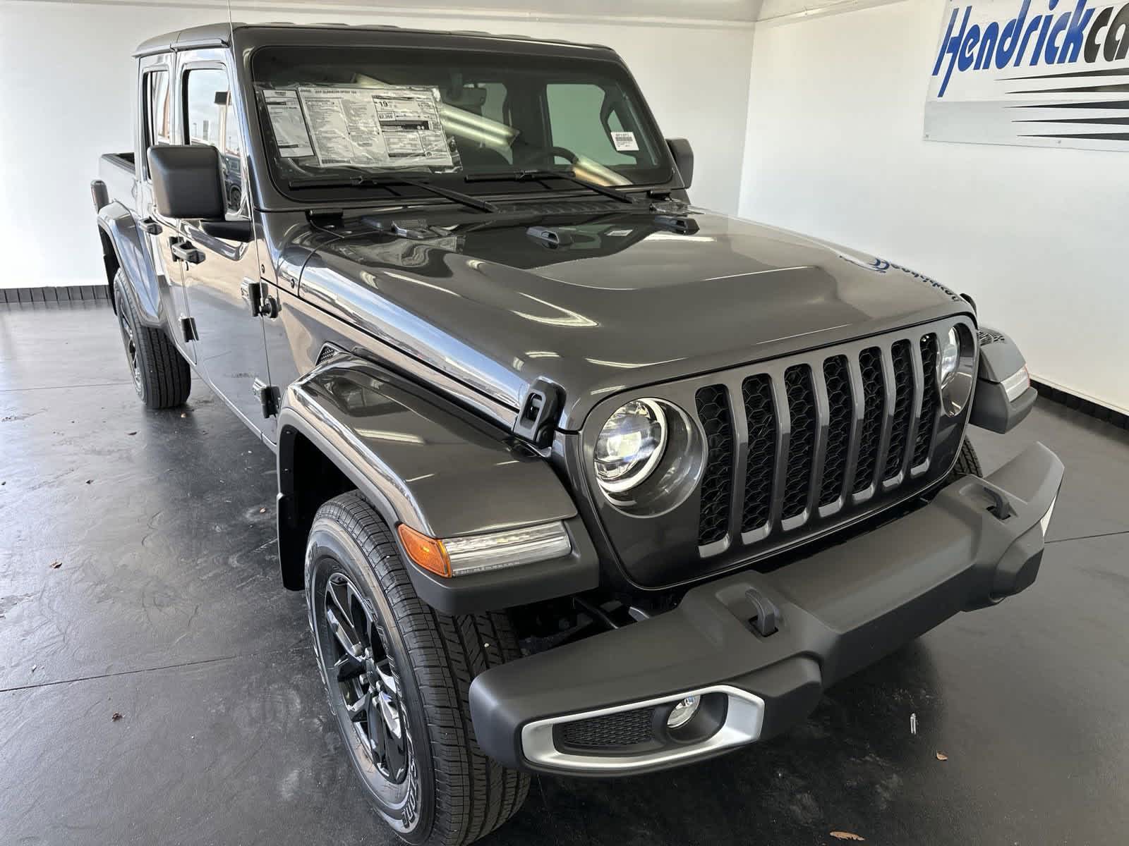 2023 Jeep Gladiator Sport S 4x4 3