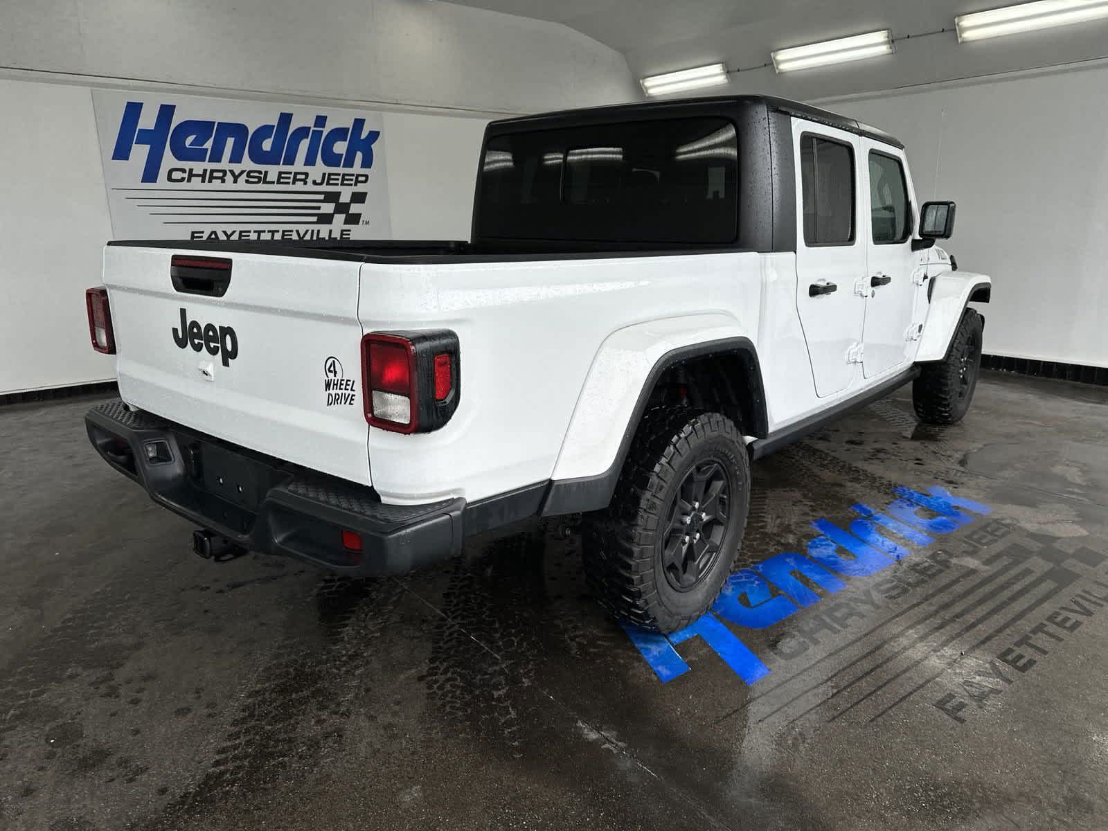 2021 Jeep Gladiator Willys 4x4 9